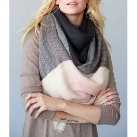 Winter Blanket Fall Blanket Scarf Pink Gray - Picture 2 of 4